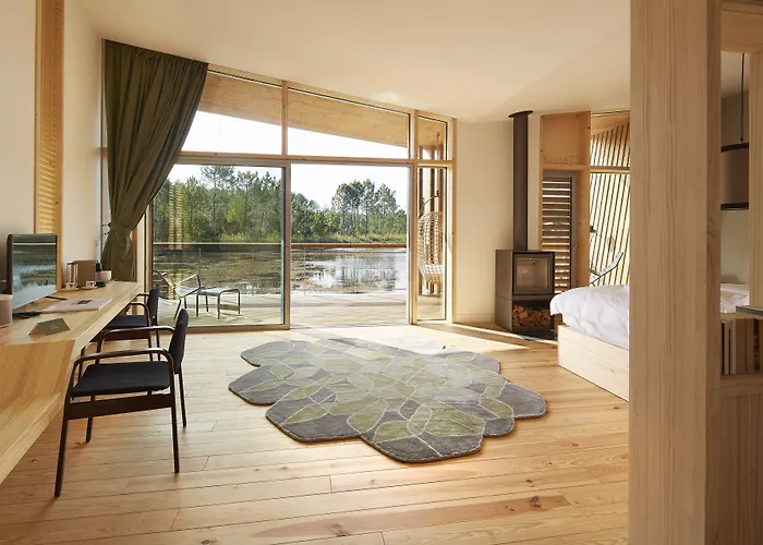 Les Echasses Golf & Surf Eco Lodge
